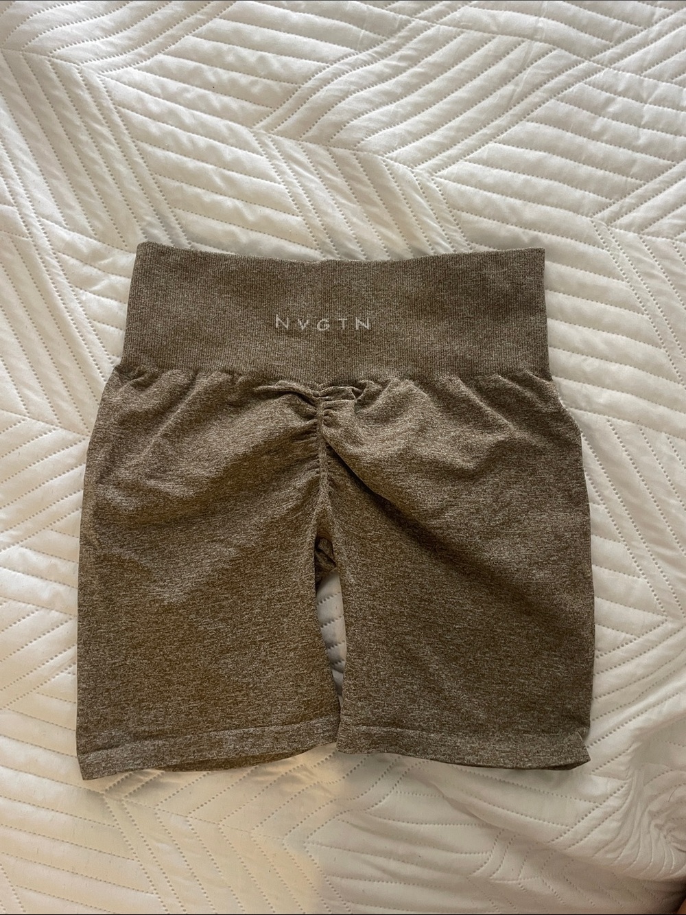 NVGTN Women's High-Waist Ruched Seamless Shorts — Brown